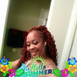 Meet your Posher, Felisa